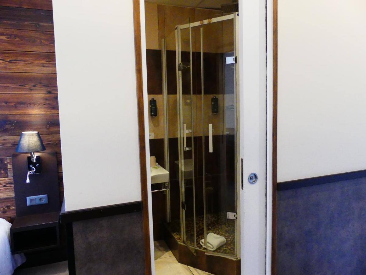 Logis Hotel Des Bains ジェラールメ エクステリア 写真
