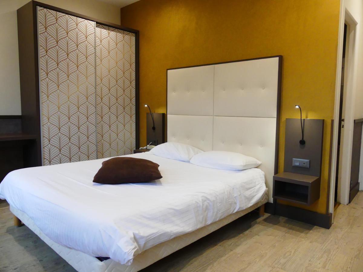 Logis Hotel Des Bains ジェラールメ エクステリア 写真