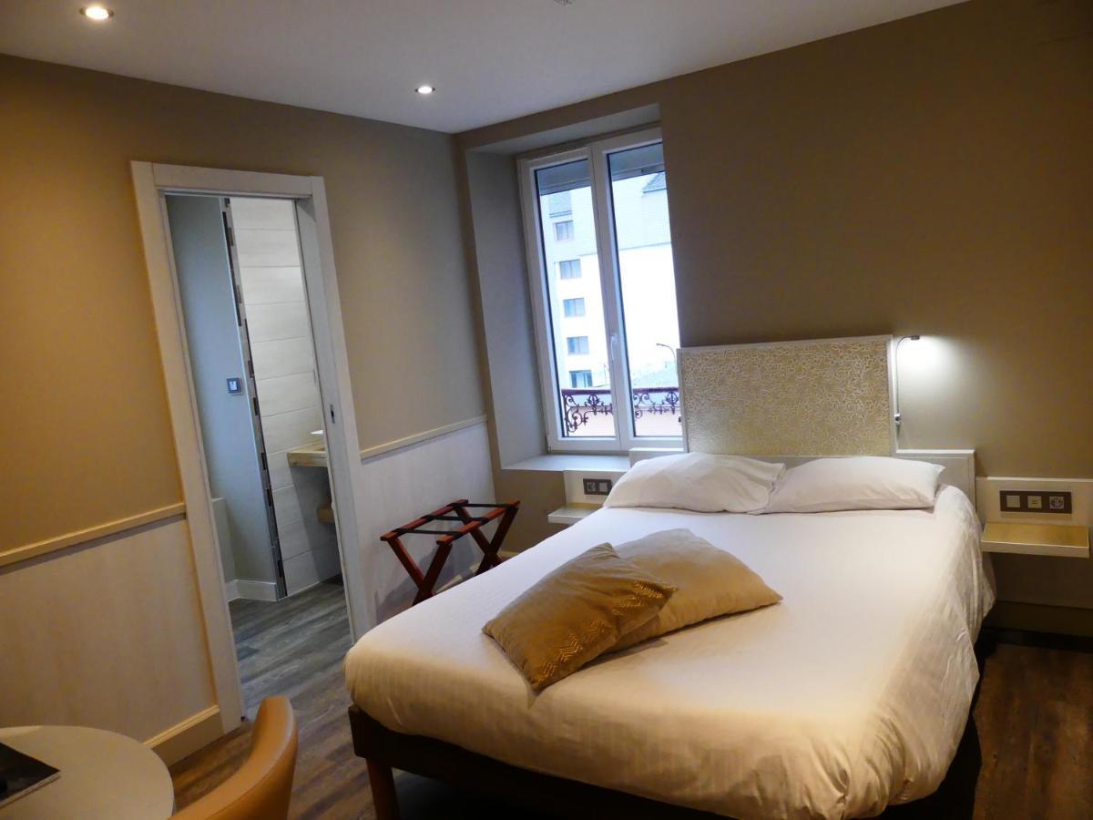 Logis Hotel Des Bains ジェラールメ エクステリア 写真