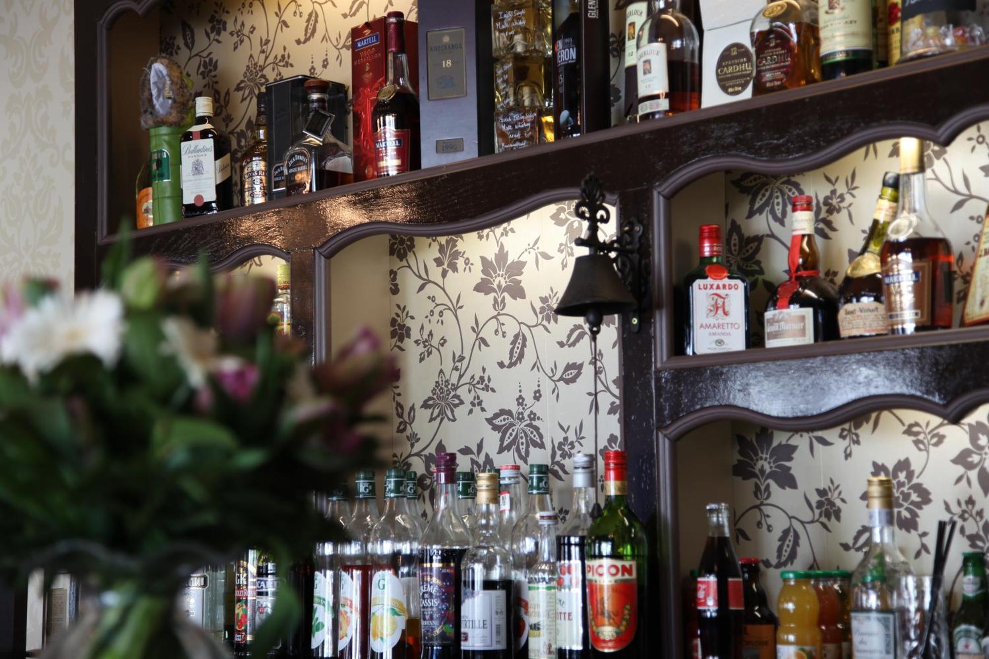 Logis Hotel Des Bains ジェラールメ エクステリア 写真