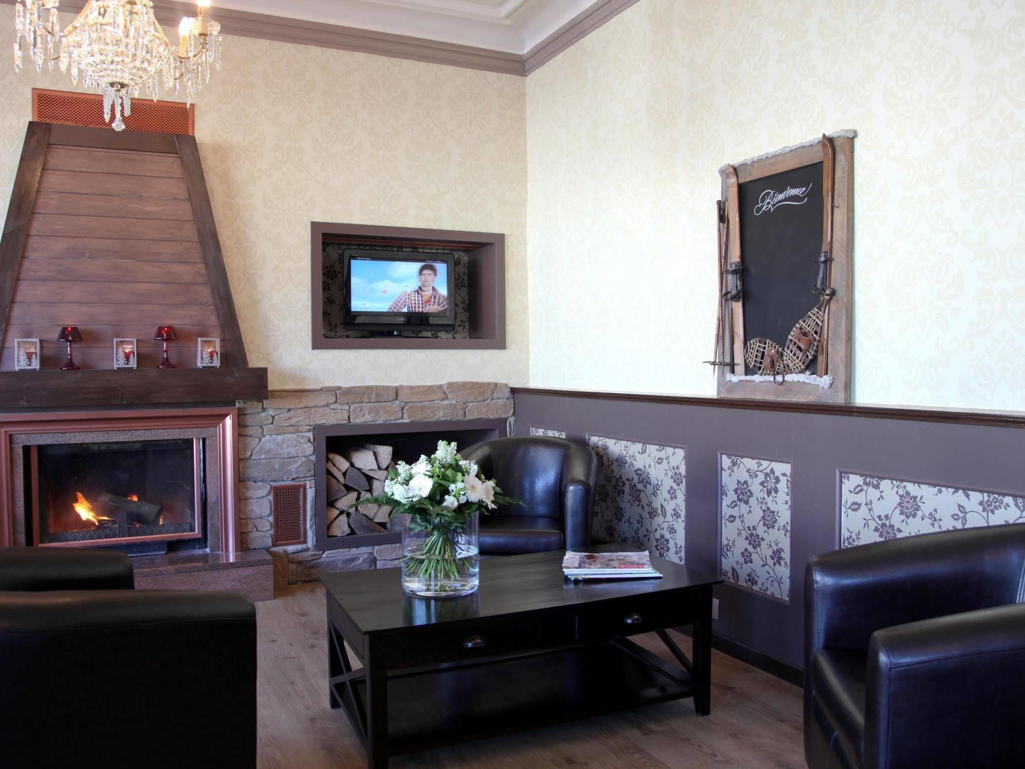 Logis Hotel Des Bains ジェラールメ エクステリア 写真